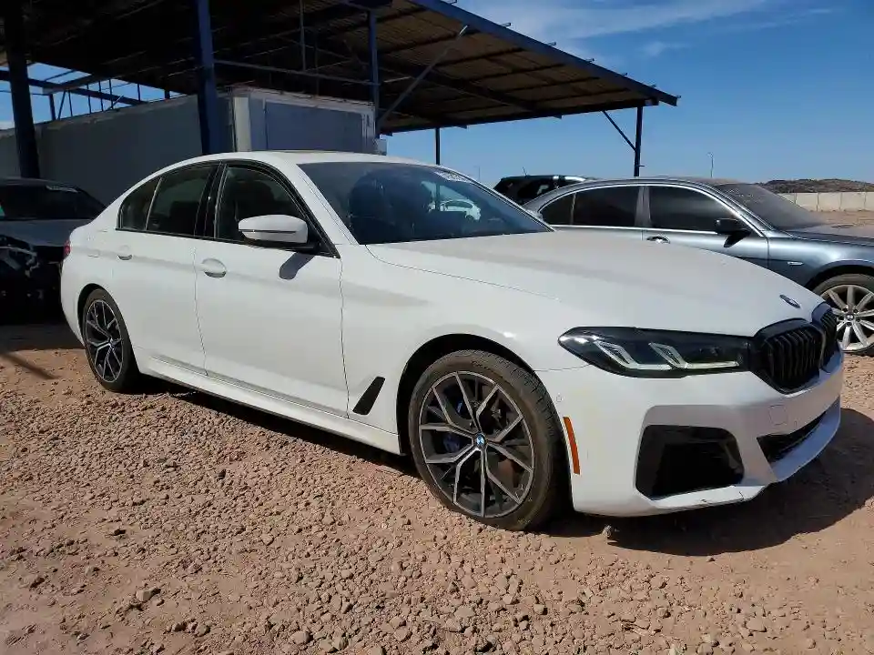 WBA53BJ05PCN61775 2023 BMW 5 SERIES-3
