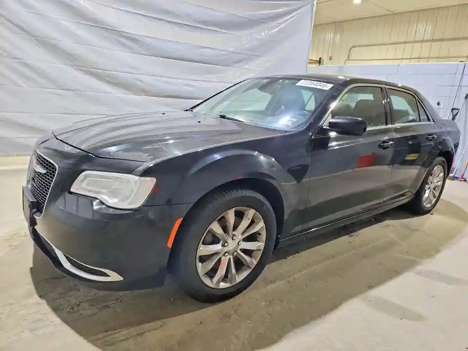 2C3CCARG5JH317154 2018 CHRYSLER 300-0