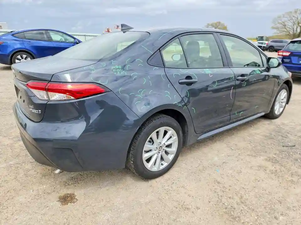 JTDBCMFE6R3046700 2024 TOYOTA COROLLA-2