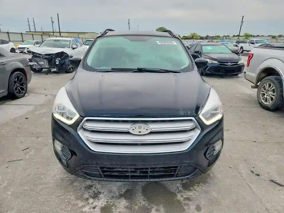 1FMCU0GDXJUB40105 2018 FORD ESCAPE-4