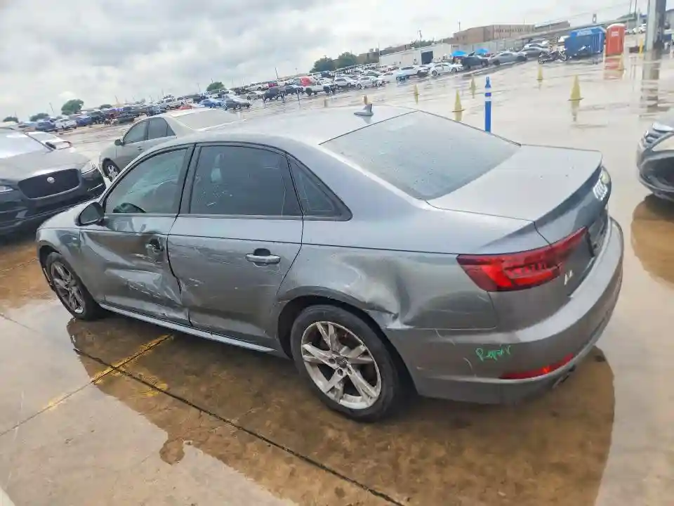WAUKMAF43JA085406 2018 AUDI A4-1