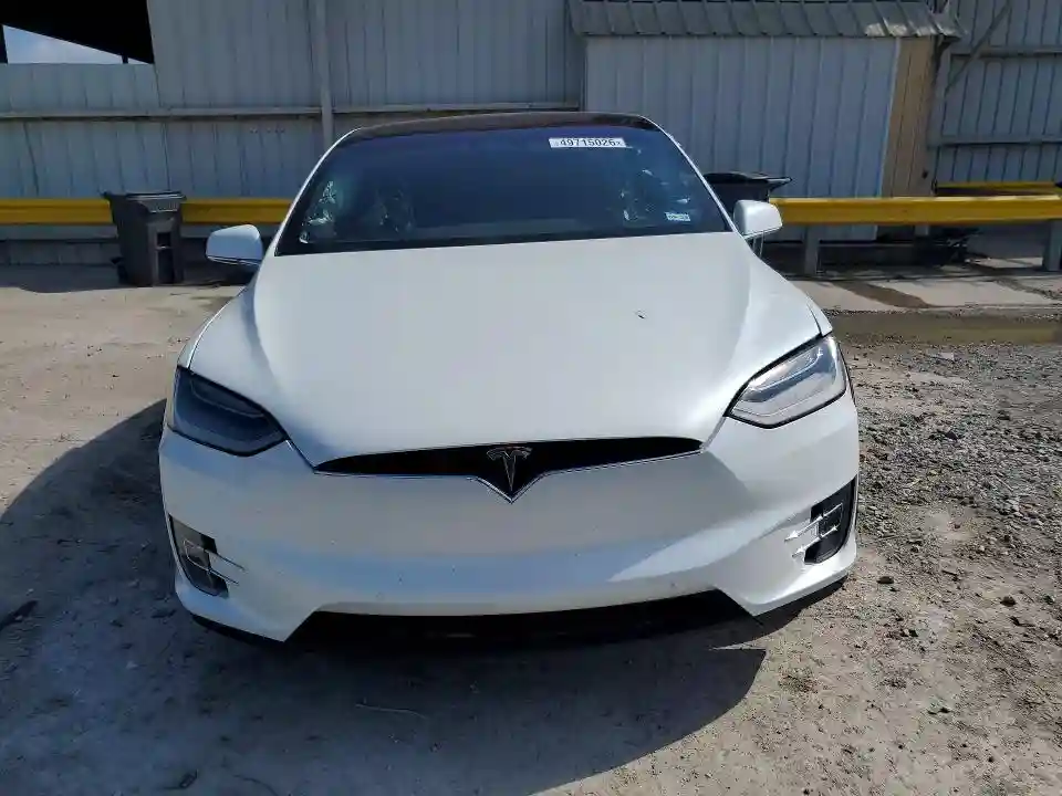 5YJXCBE22LF237588 2020 TESLA MODEL X-4