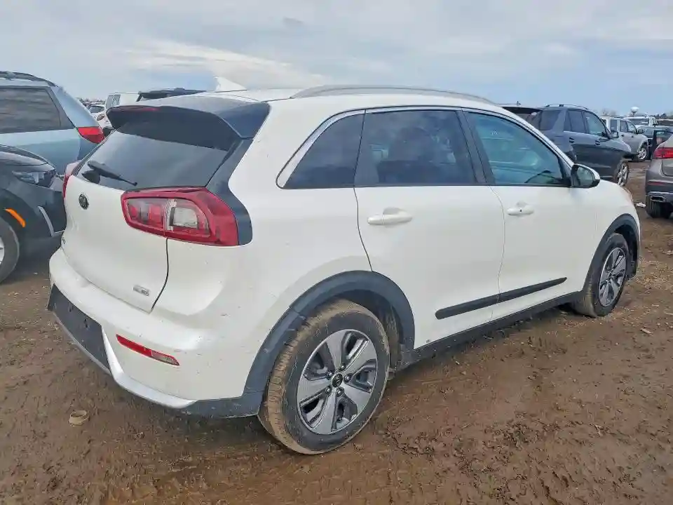 KNDCB3LC0K5246132 2019 KIA NIRO-2
