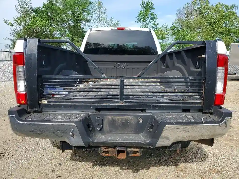 1FT7W2B66HEB85793 2017 FORD F250-5