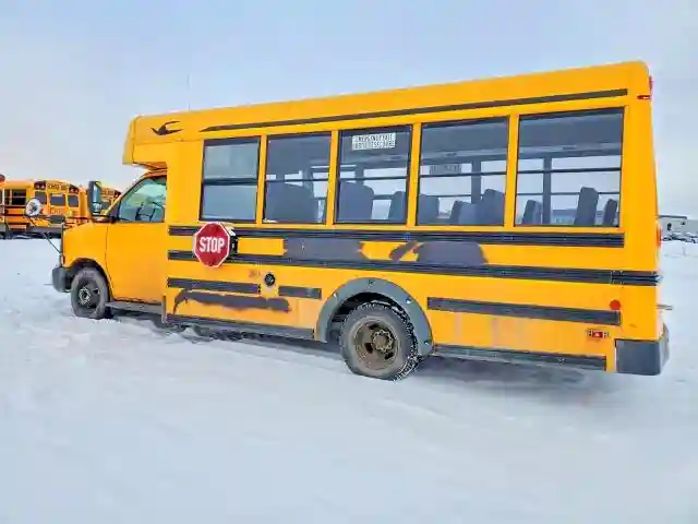 1GD373BG2B1174116 2011 GMC SAVANA-1