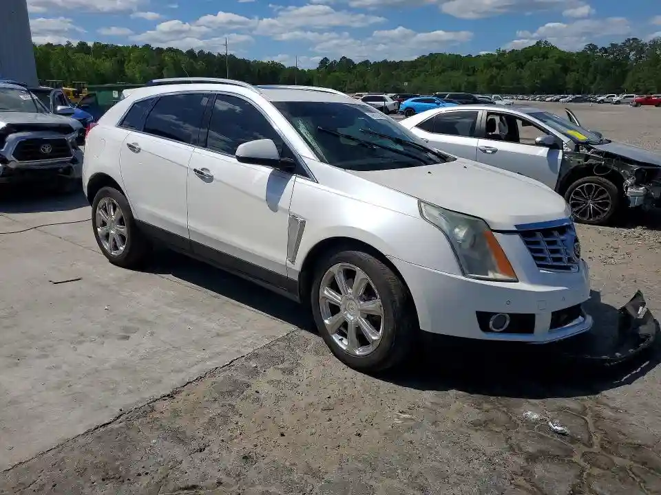 3GYFNDE39GS507708 2016 CADILLAC SRX-3