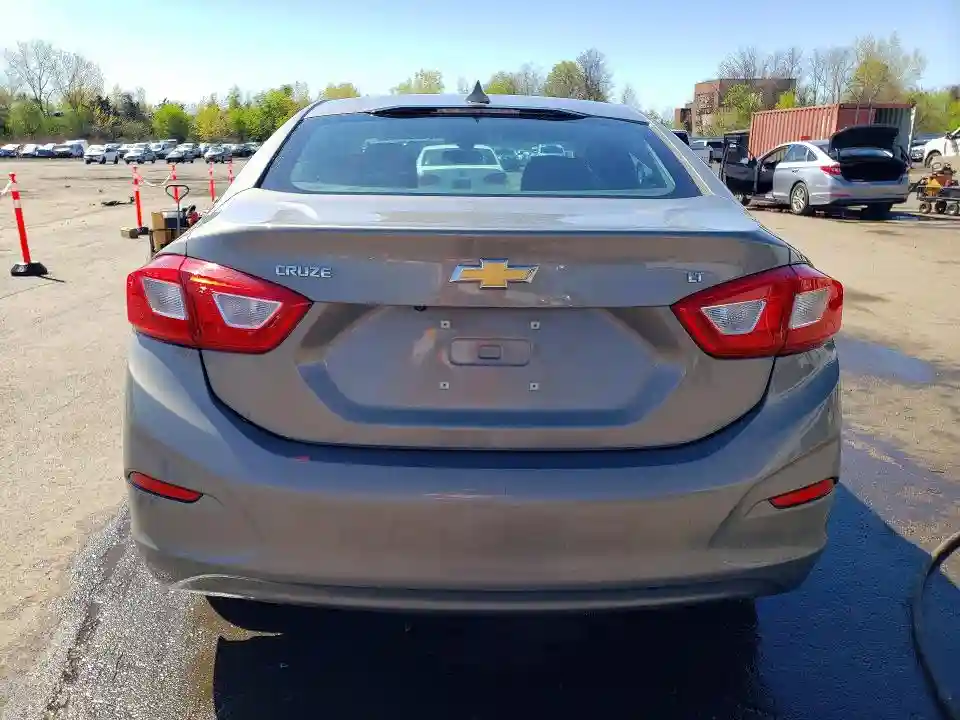 1G1BE5SM7H7122924 2017 CHEVROLET CRUZE-5
