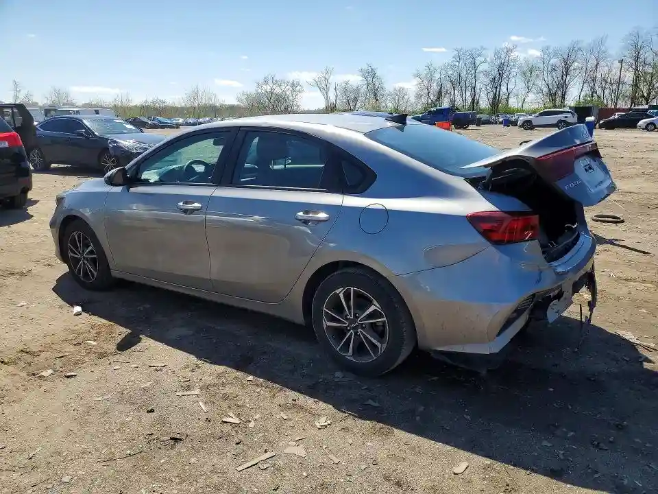 3KPF24AD8NE430970 2022 KIA FORTE-1
