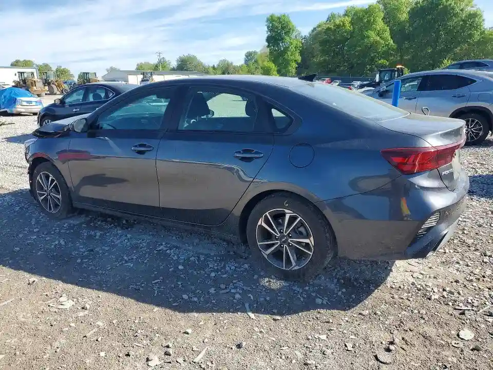 3KPF24AD2PE649135 2023 KIA FORTE-1