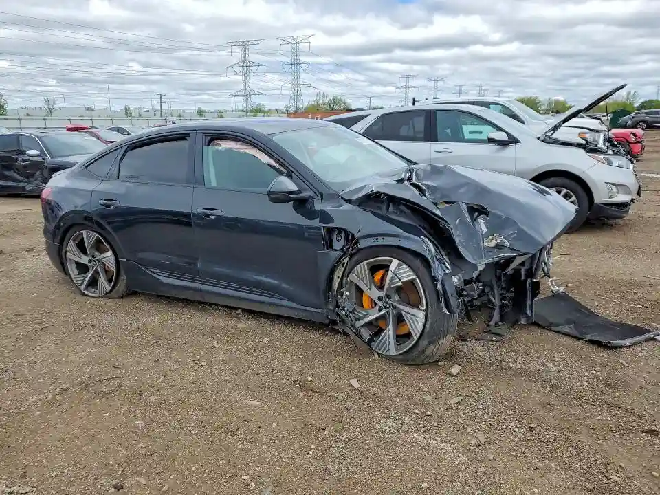 WA13AAGE6NB009566 2022 AUDI E-TRON-3