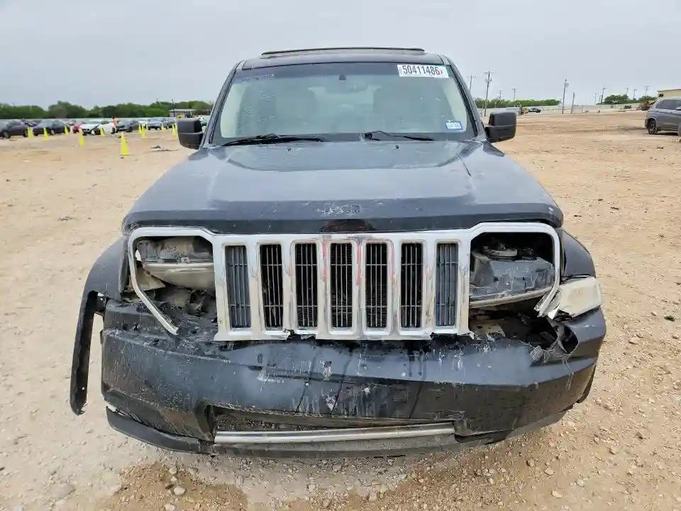 1J4PN5GK7BW525782 2011 JEEP LIBERTY-4