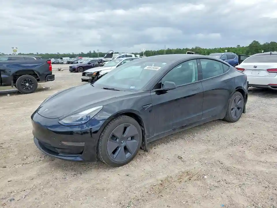 5YJ3E1EAXPF613289 2023 TESLA MODEL 3-0