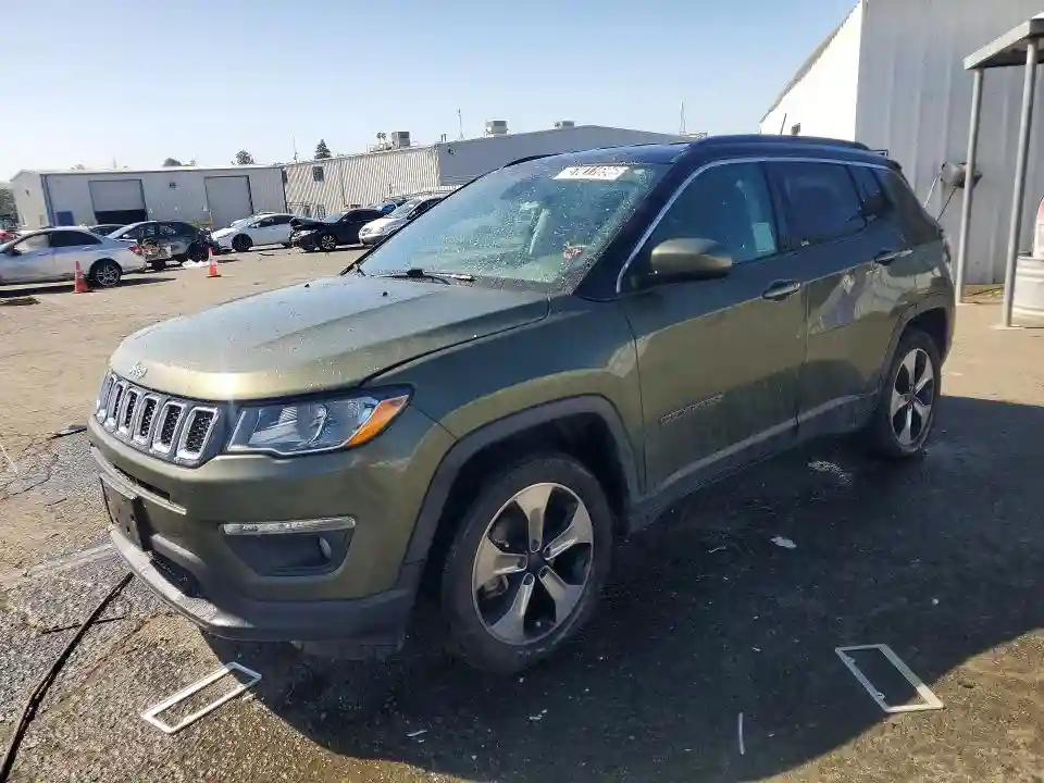 3C4NJCBB8JT204729 2018 JEEP COMPASS-0