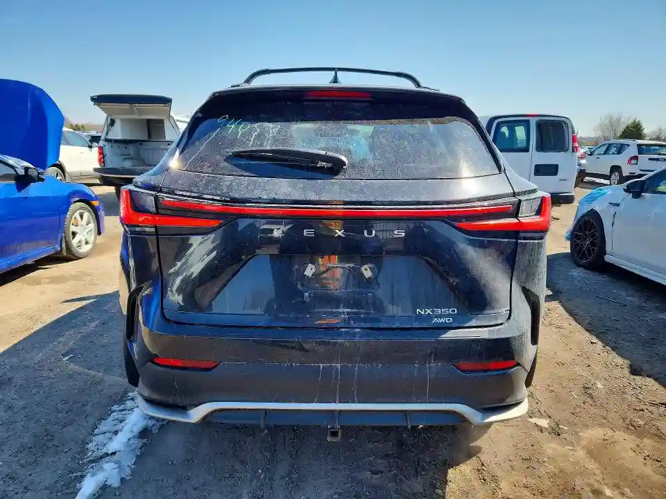 2T2KGCEZ7NC007517 2022 LEXUS NX-5