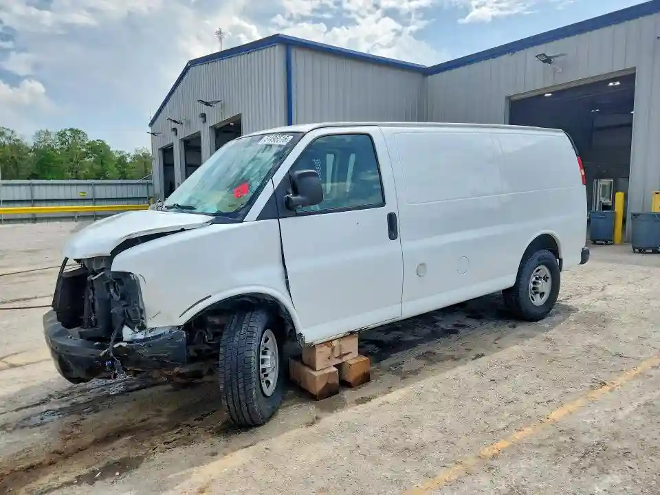 1GCWGFCG3B1128733 2011 CHEVROLET EXPRESS-0