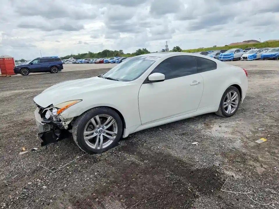 JN1CV6EK6AM102640 2010 INFINITI G37-0