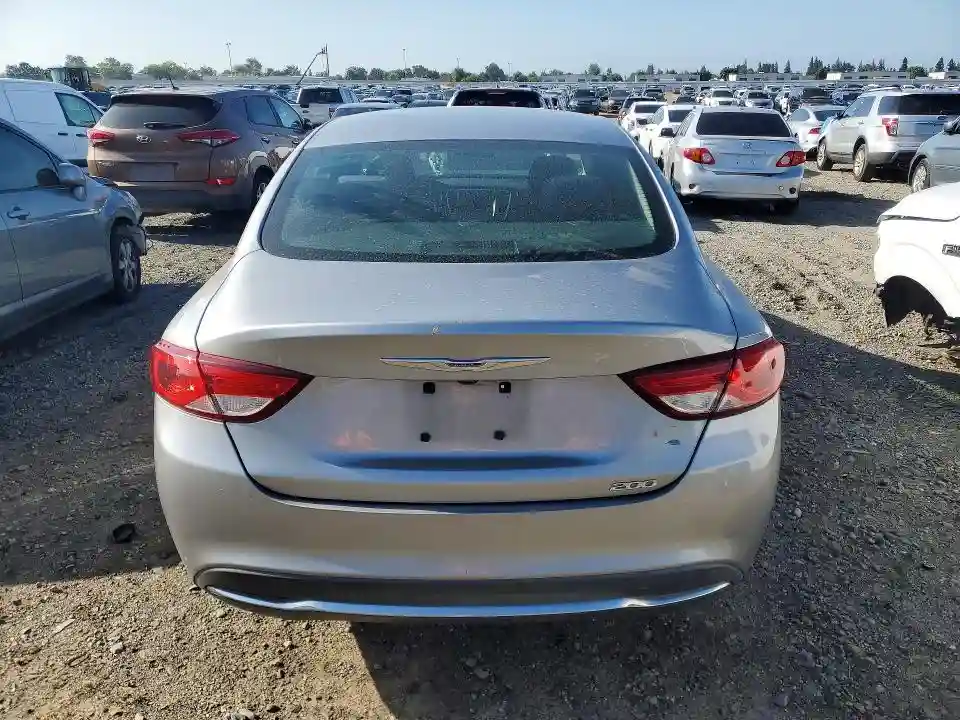 1C3CCCAB5FN685621 2015 CHRYSLER 200-5