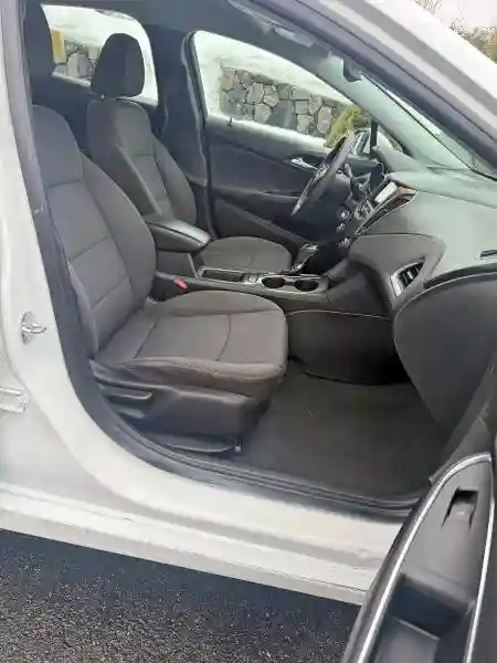 1G1BC5SM6K7101351 2019 CHEVROLET CRUZE-4