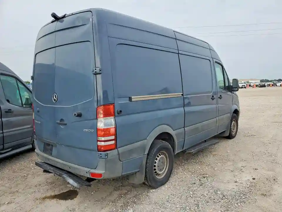 WD3PE7CD3JP622442 2018 MERCEDES-BENZ SPRINTER-2