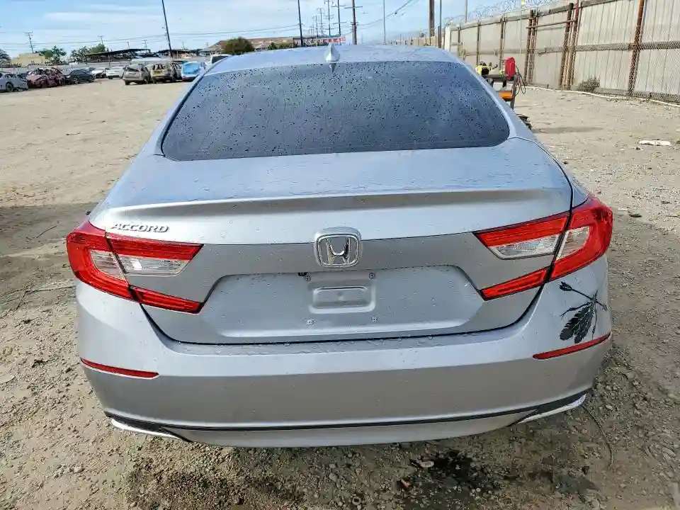 1HGCV1F41JA127965 2018 HONDA ACCORD-5