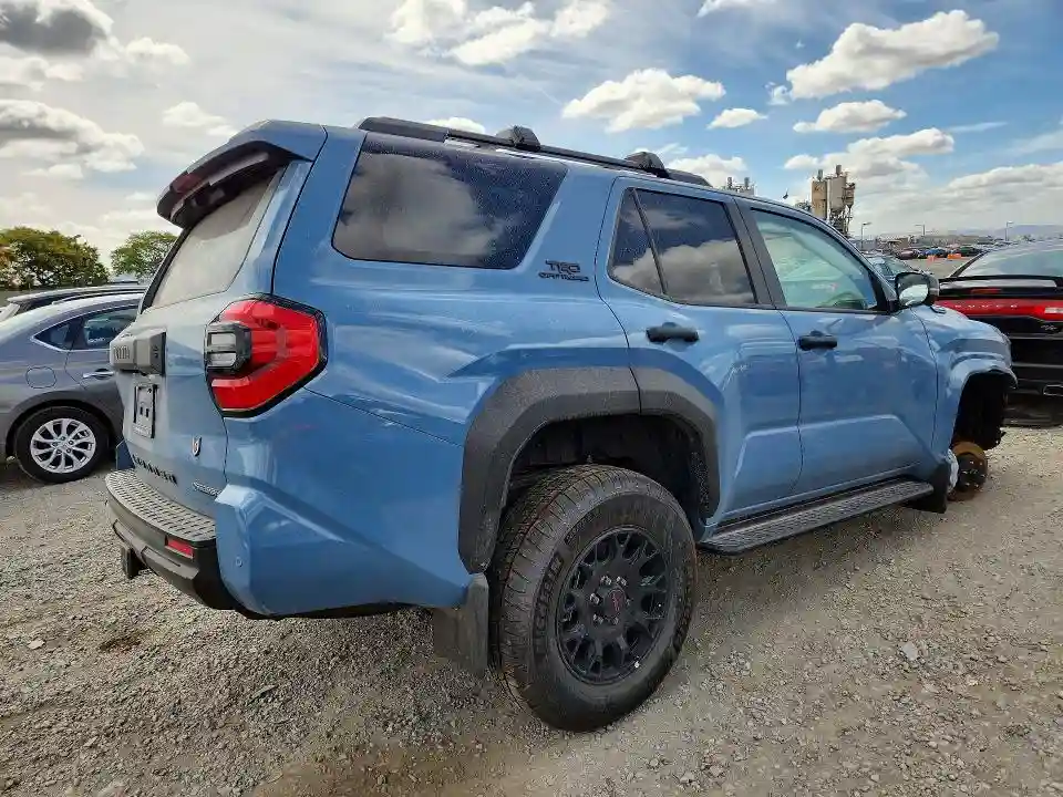 JTEVB5BR0S5021084 2025 TOYOTA 4RUNNER-2