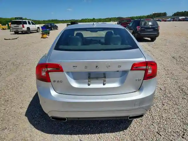 YV140MFK6F2367137 2015 VOLVO S60-5