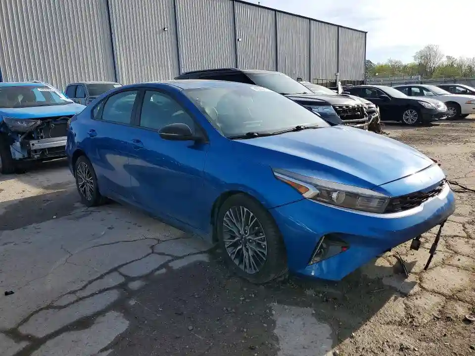 3KPF54AD3NE456366 2022 KIA FORTE-3
