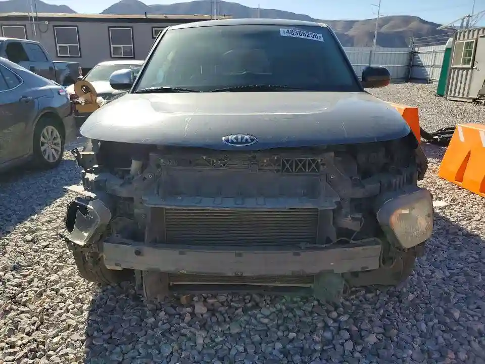 KNDJ23AU4L7089259 2020 KIA SOUL-4