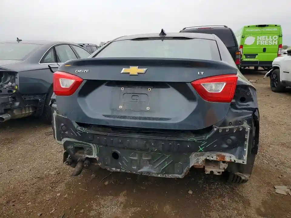 1G1BE5SM7H7232372 2017 CHEVROLET CRUZE-5