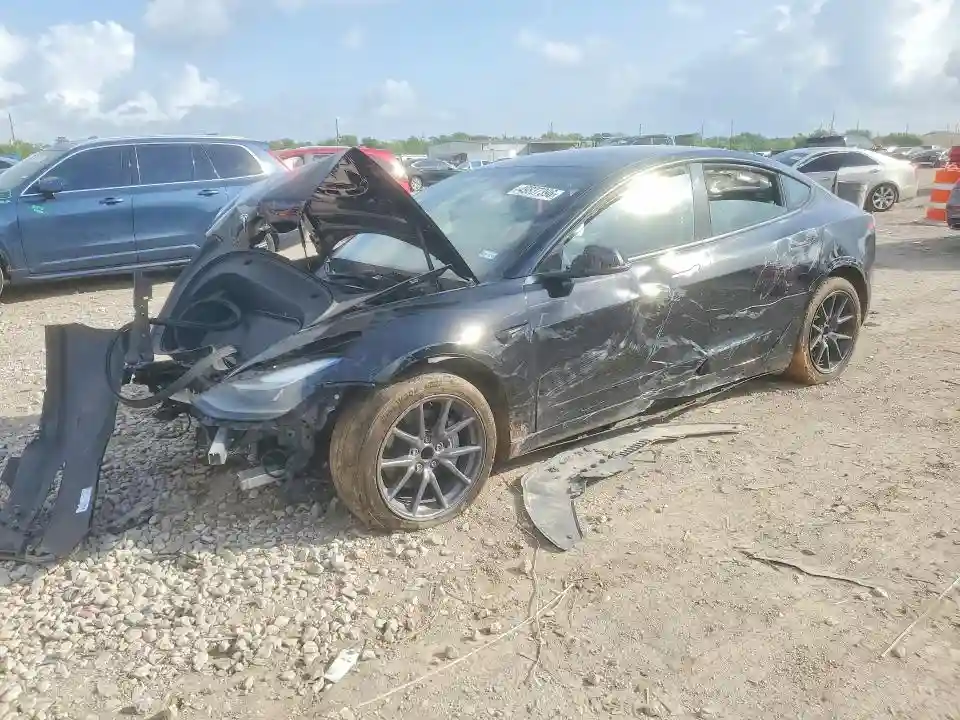5YJ3E1EA7PF626467 2023 TESLA MODEL 3-0