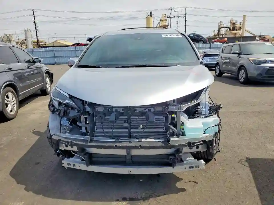 5TDESKFC0SS201409 2025 TOYOTA SIENNA-4