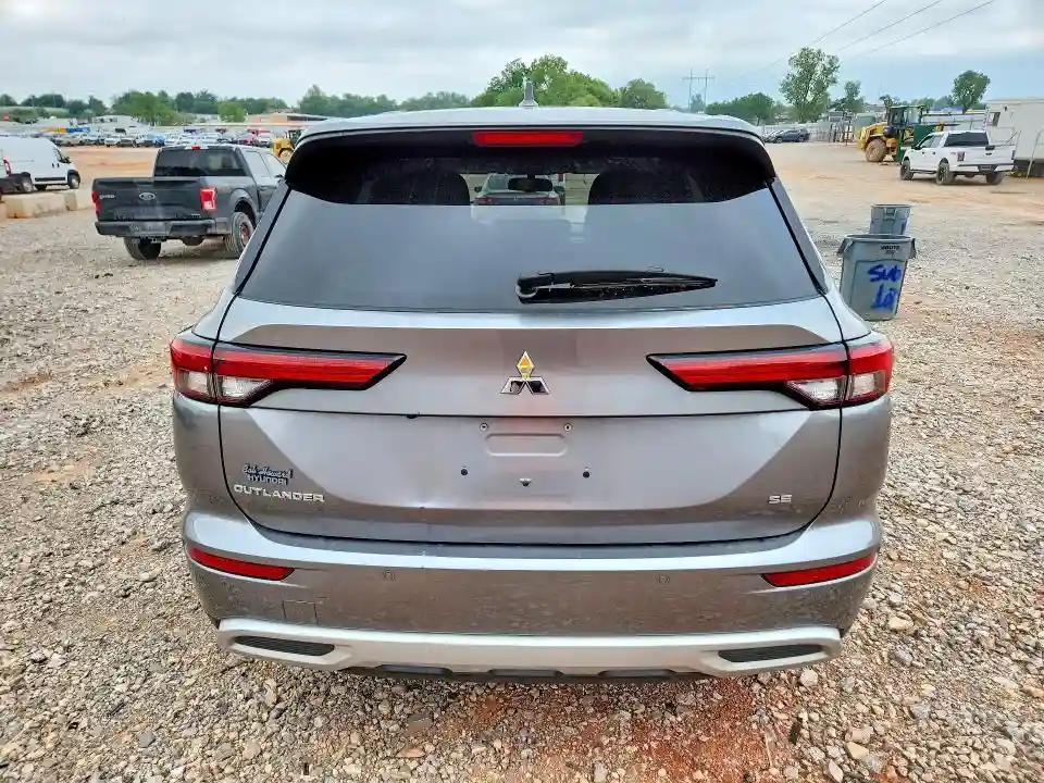 JA4J3UA82NZ011442 2022 MITSUBISHI OUTLANDER-5