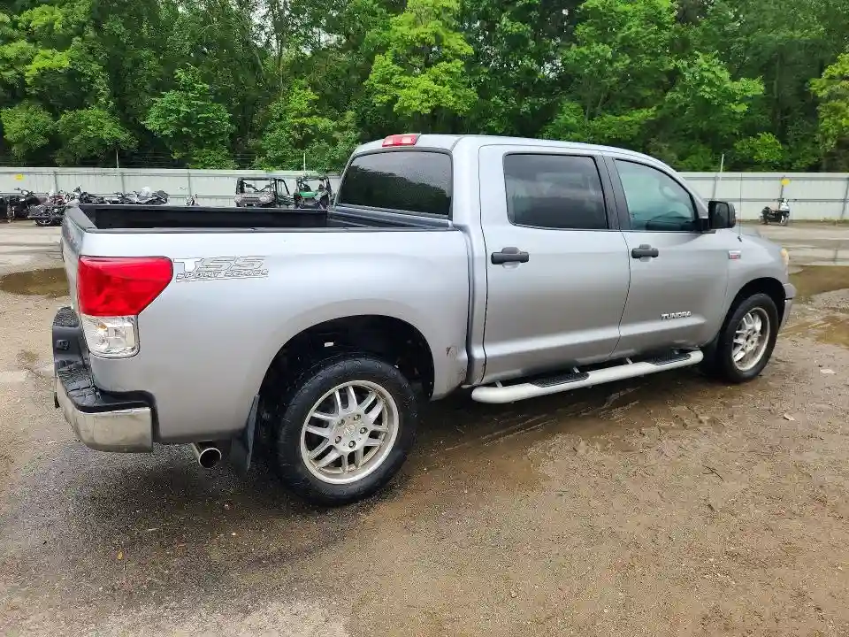 5TFEY5F11BX103112 2011 TOYOTA TUNDRA-2
