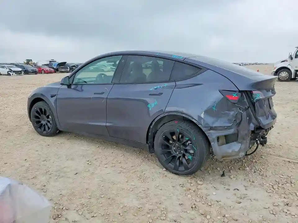 5YJYGAEE2MF295120 2021 TESLA MODEL Y-1