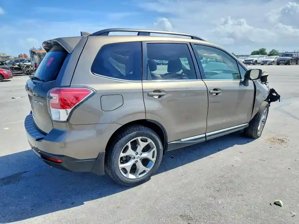 JF2SJAWCXJH410399 2018 SUBARU FORESTER-2