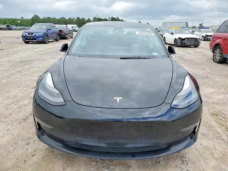 5YJ3E1EAXPF613289 2023 TESLA MODEL 3-4