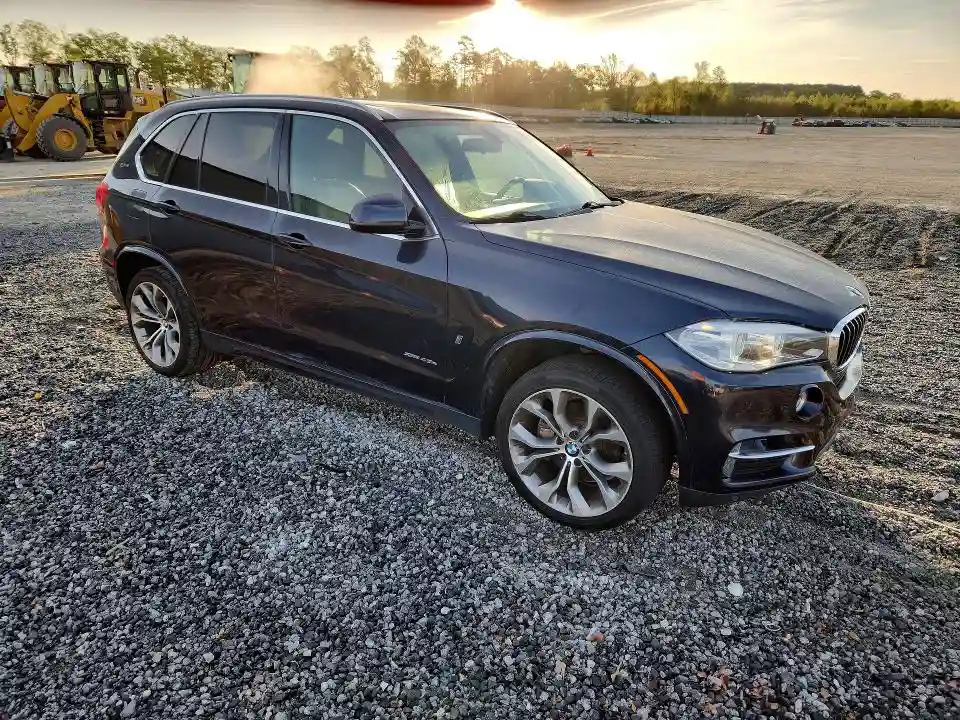 5UXKT0C34H0V96116 2017 BMW X5-3