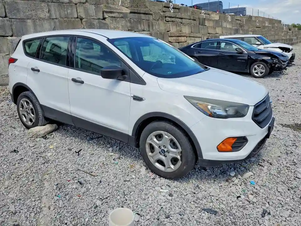 1FMCU0F71JUA17322 2018 FORD ESCAPE-3