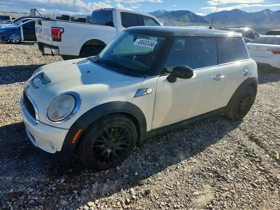 WMWMF7C54ATZ70771 2010 MINI COOPER-0