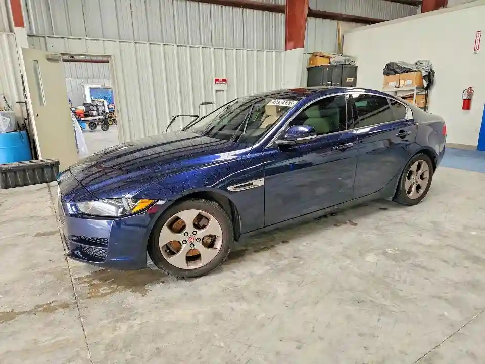 SAJAR4BG9HA972795 2017 JAGUAR XE-0
