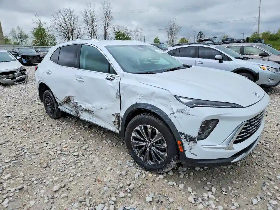 LRBFZKE45SD090618 2025 BUICK ENVISION-3