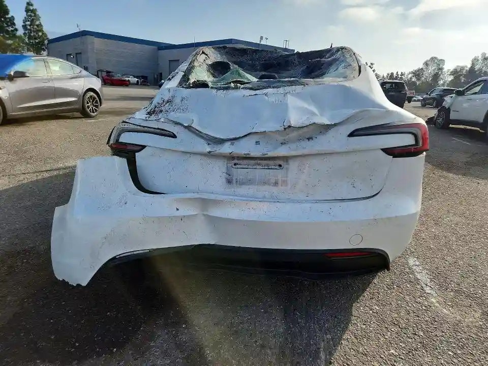 5YJ3E1EA4SF011593 2025 TESLA MODEL 3-5