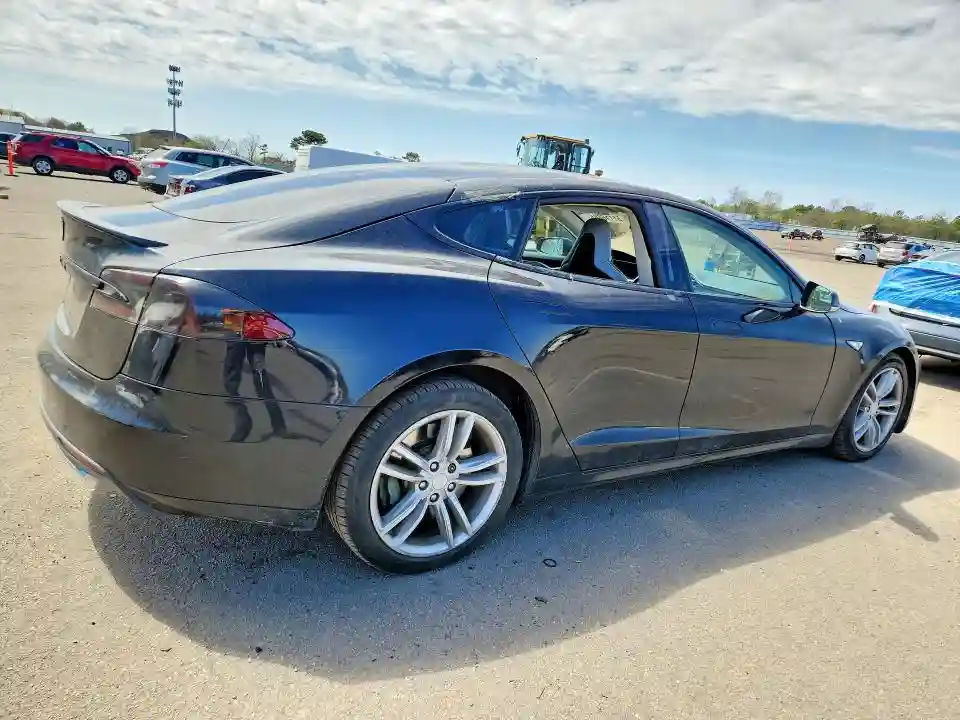 5YJSA1DP6DFP14029 2013 TESLA MODEL S-2