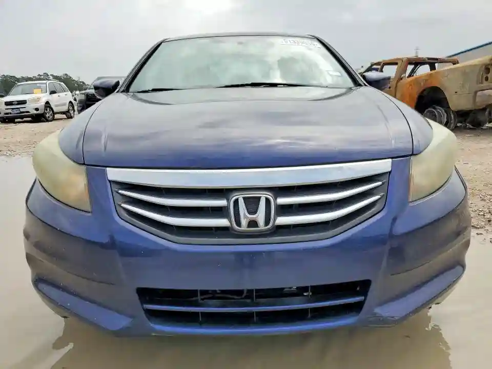 1HGCP2F37CA025600 2012 HONDA ACCORD-4