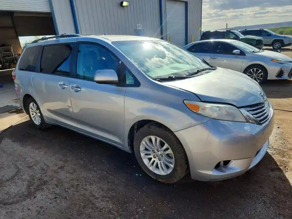 5TDYK3DC5FS678168 2015 TOYOTA SIENNA-3