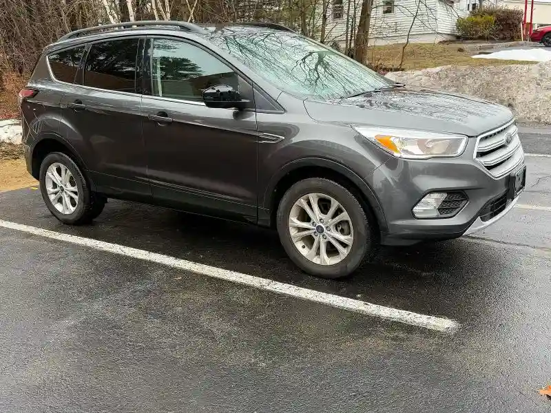 1FMCU9GD0JUC62931 2018 FORD ESCAPE-0