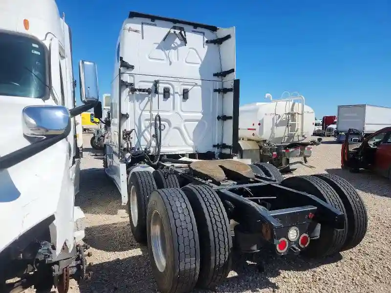 3AKJGLDR1HSJA6888 2017 FREIGHTLINER ALL OTHER-2