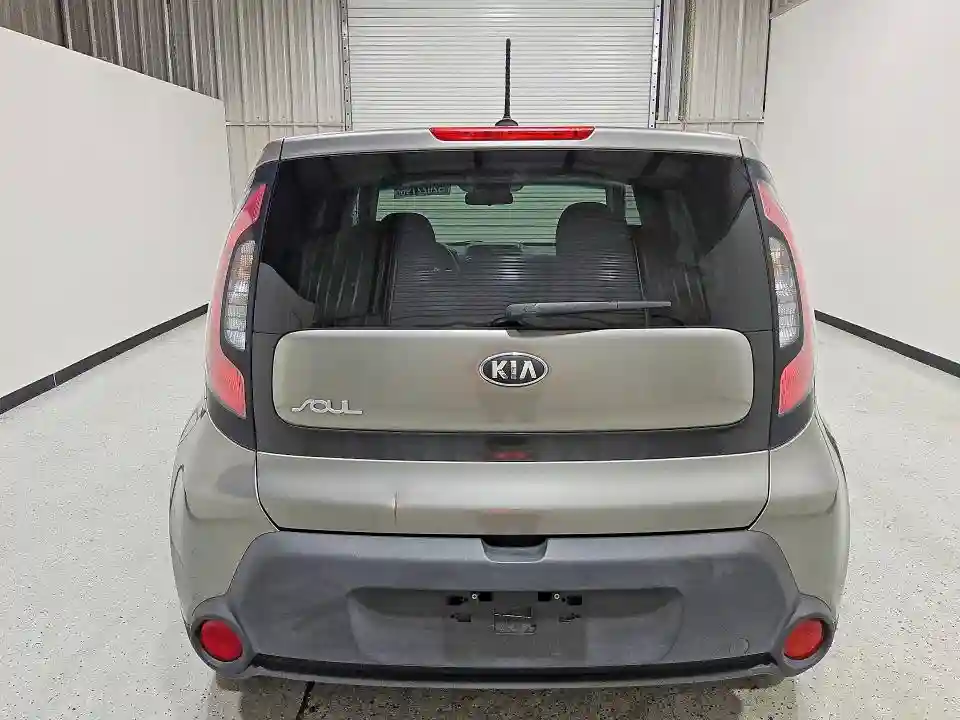 KNDJN2A23G7306340 2016 KIA SOUL-5