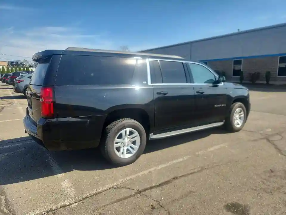 1GNSKHKC6HR198512 2017 CHEVROLET SUBURBAN-2