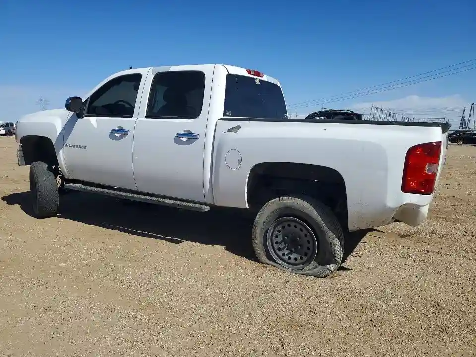 3GCPCSE0XBG393935 2011 CHEVROLET SILVERADO-1